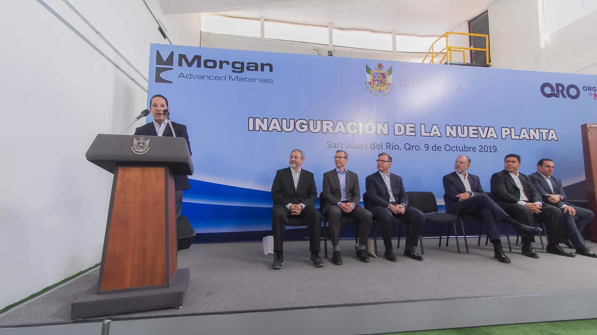 El gobernador del estado encabezó la ceremonia de inauguración del edificio de Morgan Advanced.  Foto César Ortiz. (2)